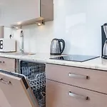 Apartamento Feniks By Renters *